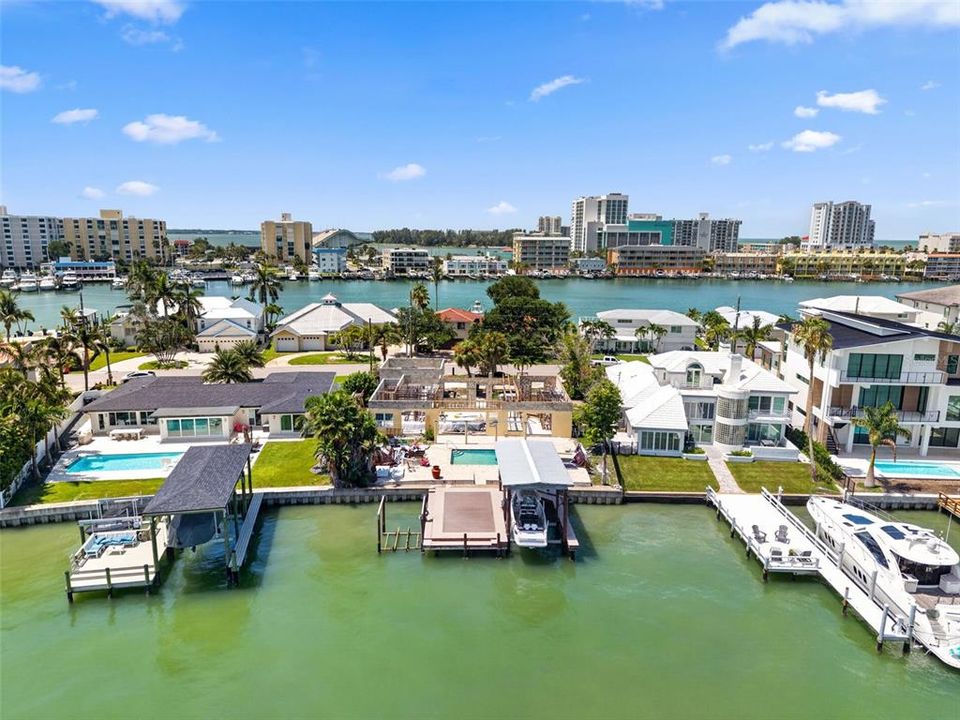 En Venta: $1,899,000 (3 camas, 3 baños, 1648 Pies cuadrados)