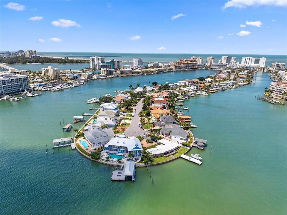 En Venta: $1,899,000 (3 camas, 3 baños, 1648 Pies cuadrados)