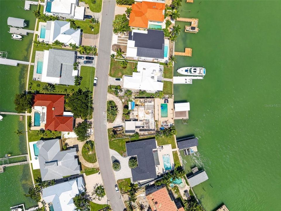 En Venta: $1,899,000 (3 camas, 3 baños, 1648 Pies cuadrados)