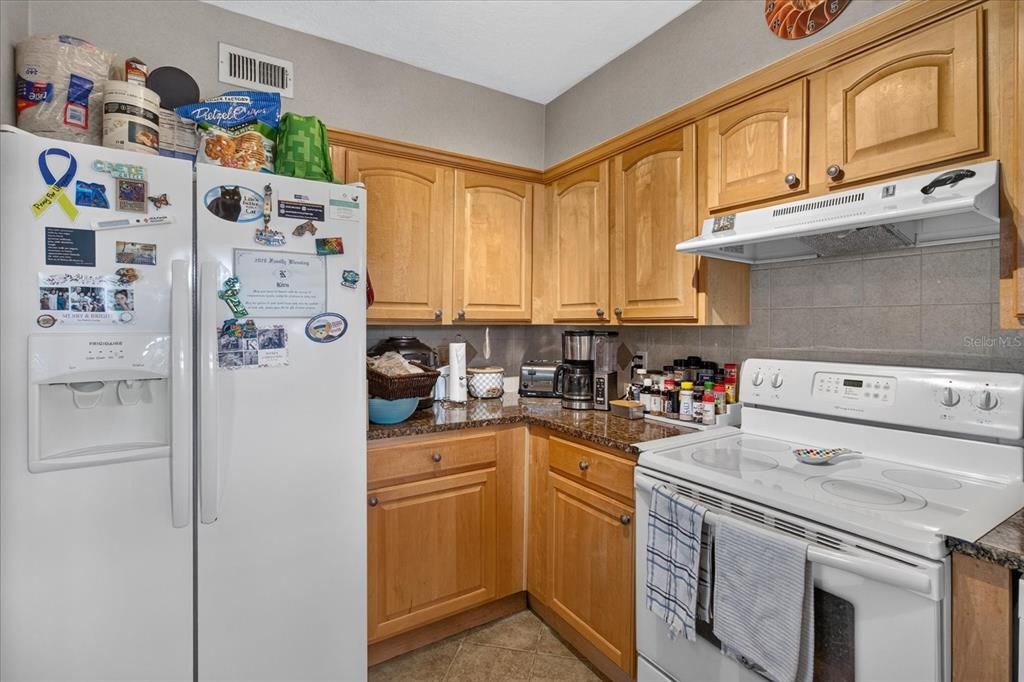 En Venta: $425,000 (2 camas, 2 baños, 1160 Pies cuadrados)
