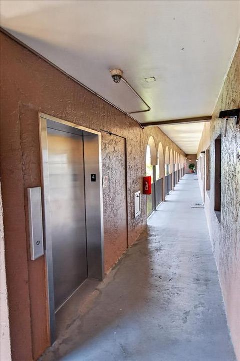 En Venta: $425,000 (2 camas, 2 baños, 1160 Pies cuadrados)