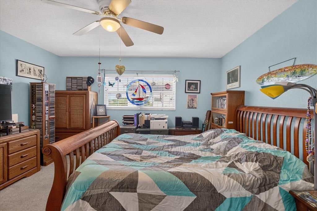 En Venta: $425,000 (2 camas, 2 baños, 1160 Pies cuadrados)