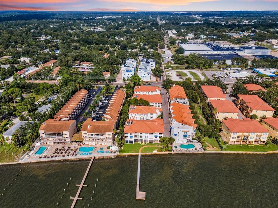 На продажу: $1,100,000 (3 спален, 3 ванн, 2918 Квадратных фут)