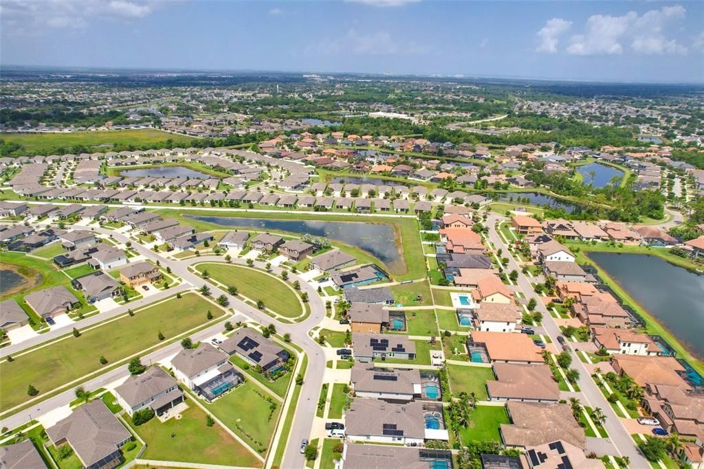 Под контрактом: $550,000 (4 спален, 2 ванн, 2220 Квадратных фут)