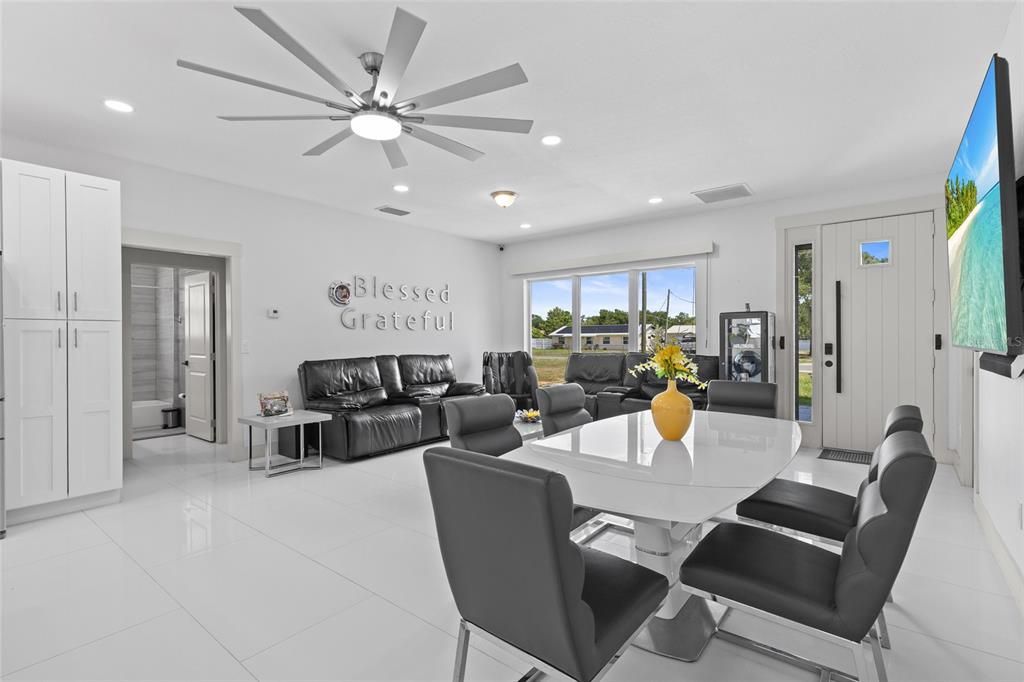 En Venta: $315,000 (3 camas, 2 baños, 1457 Pies cuadrados)