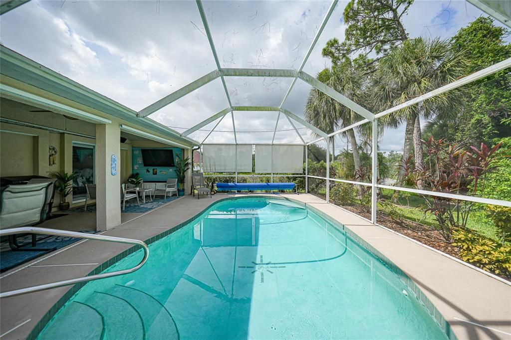 En Venta: $425,000 (3 camas, 2 baños, 1626 Pies cuadrados)