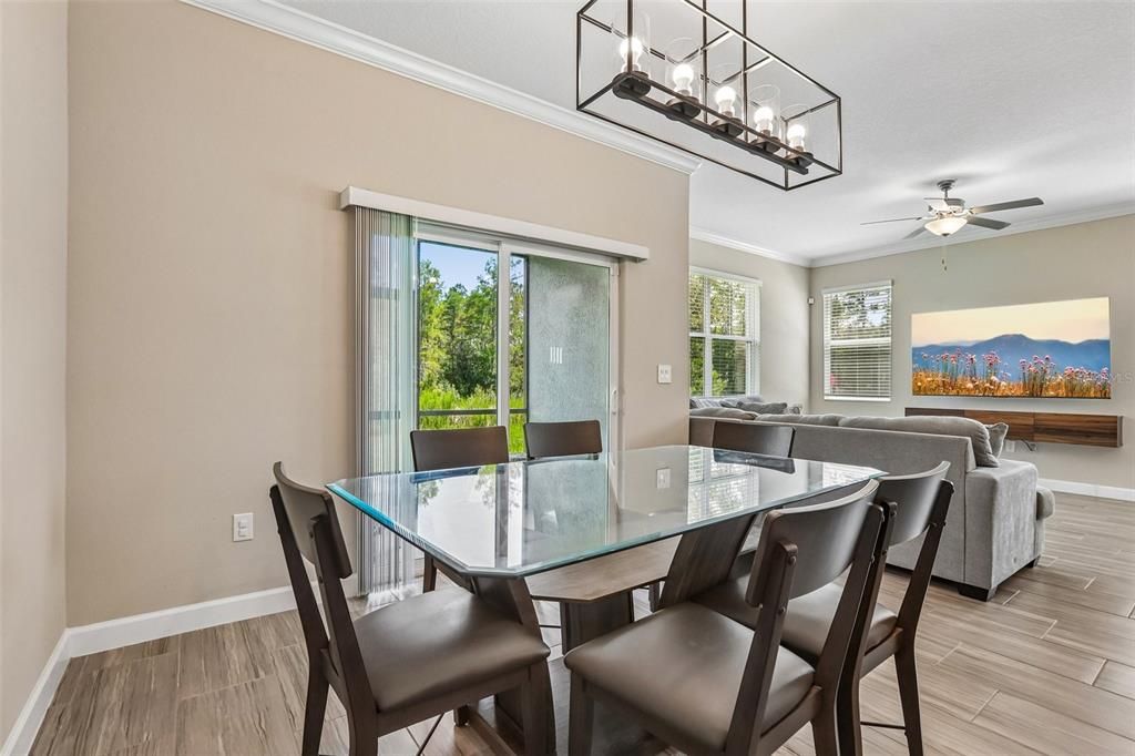 : $365,000 (3 спален, 2 ванн, 1801 Квадратных фут)