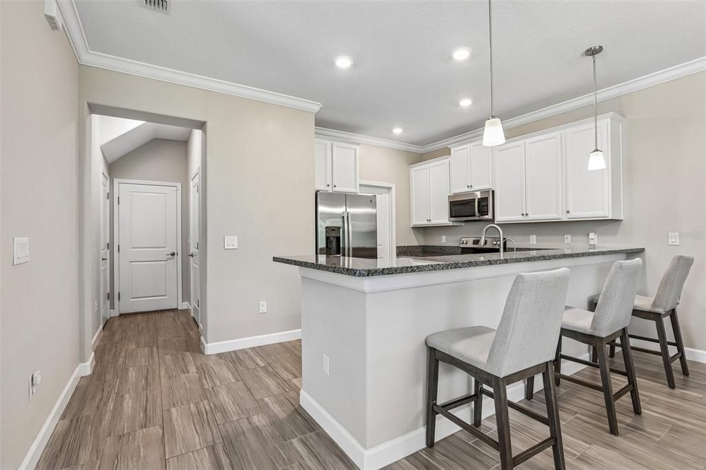 : $365,000 (3 спален, 2 ванн, 1801 Квадратных фут)
