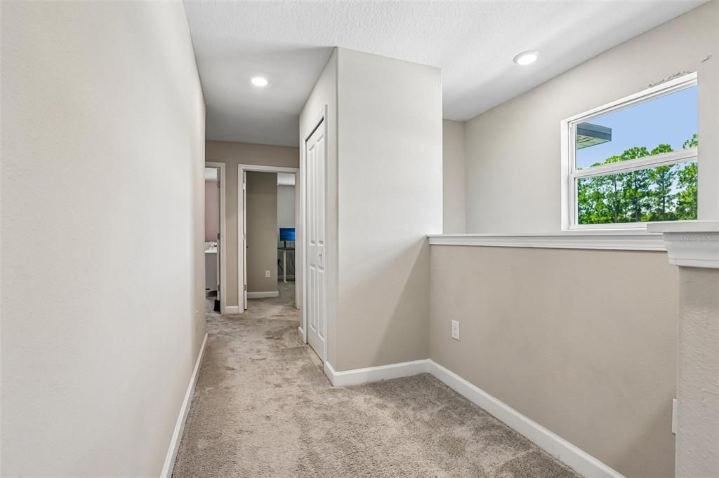 : $365,000 (3 спален, 2 ванн, 1801 Квадратных фут)