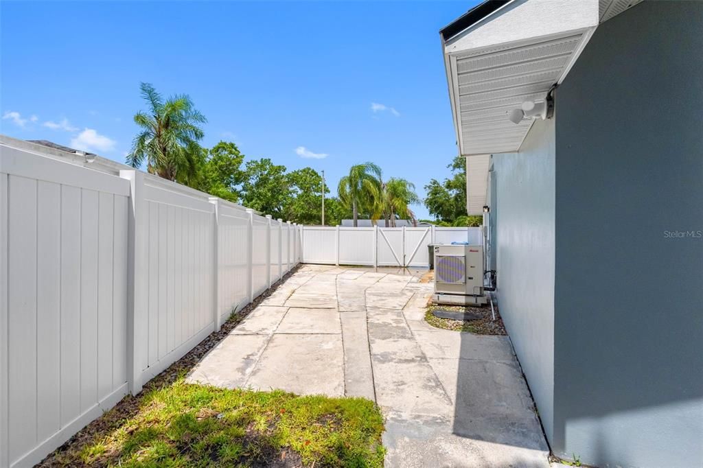 En Venta: $499,990 (3 camas, 2 baños, 1941 Pies cuadrados)