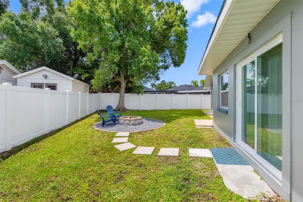 En Venta: $499,990 (3 camas, 2 baños, 1941 Pies cuadrados)
