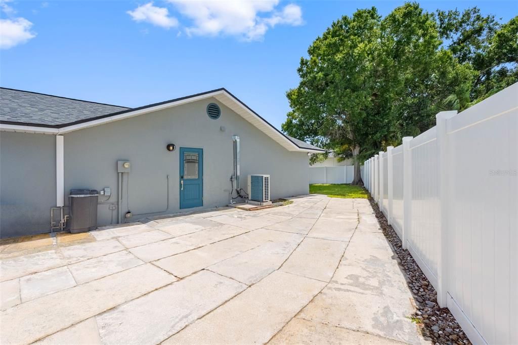 En Venta: $499,990 (3 camas, 2 baños, 1941 Pies cuadrados)