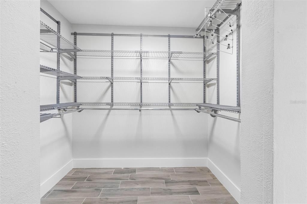En Venta: $499,990 (3 camas, 2 baños, 1941 Pies cuadrados)