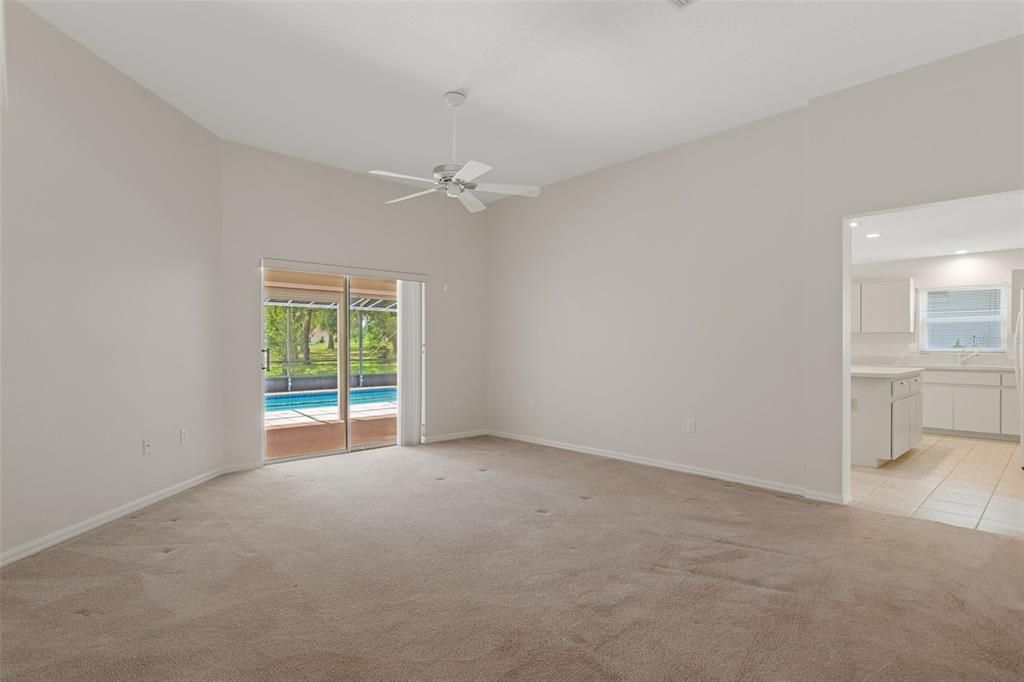 En Venta: $274,900 (3 camas, 2 baños, 1743 Pies cuadrados)