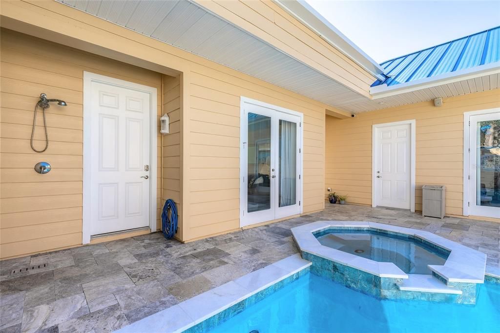 For Sale: $1,175,000 (4 beds, 4 baths, 3135 Square Feet)