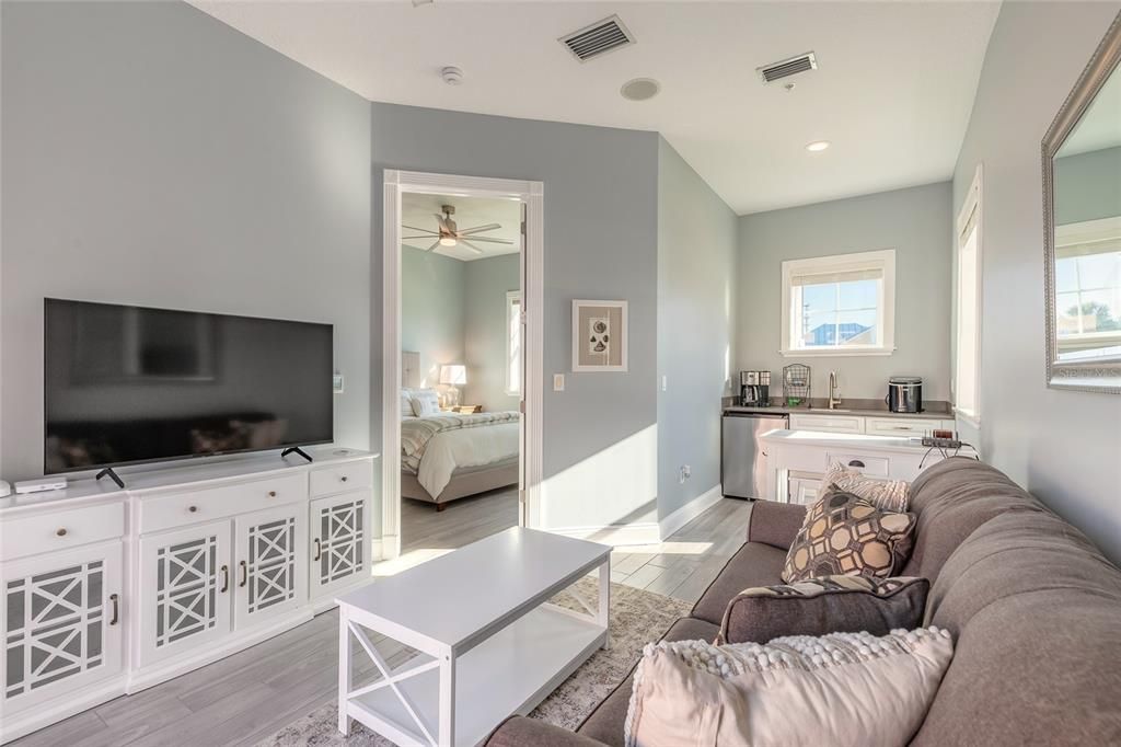 For Sale: $1,175,000 (4 beds, 4 baths, 3135 Square Feet)