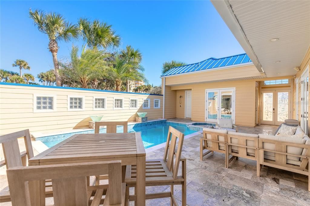 For Sale: $1,175,000 (4 beds, 4 baths, 3135 Square Feet)