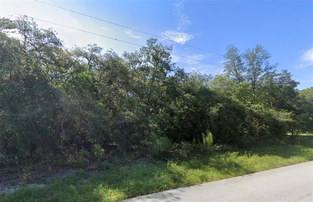 На продажу: $89,900 (1.05 acres)
