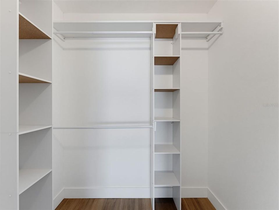 Activo con contrato: $284,900 (3 camas, 2 baños, 1200 Pies cuadrados)