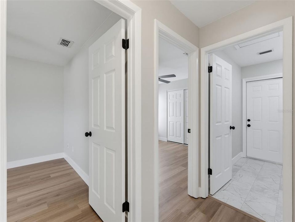 Activo con contrato: $284,900 (3 camas, 2 baños, 1200 Pies cuadrados)