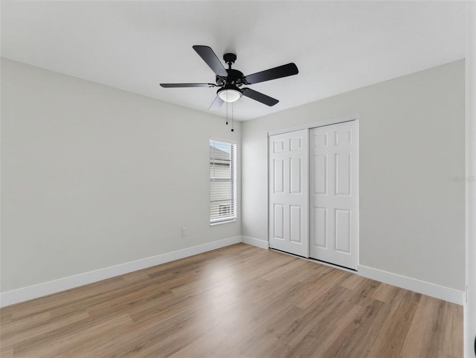 Activo con contrato: $284,900 (3 camas, 2 baños, 1200 Pies cuadrados)
