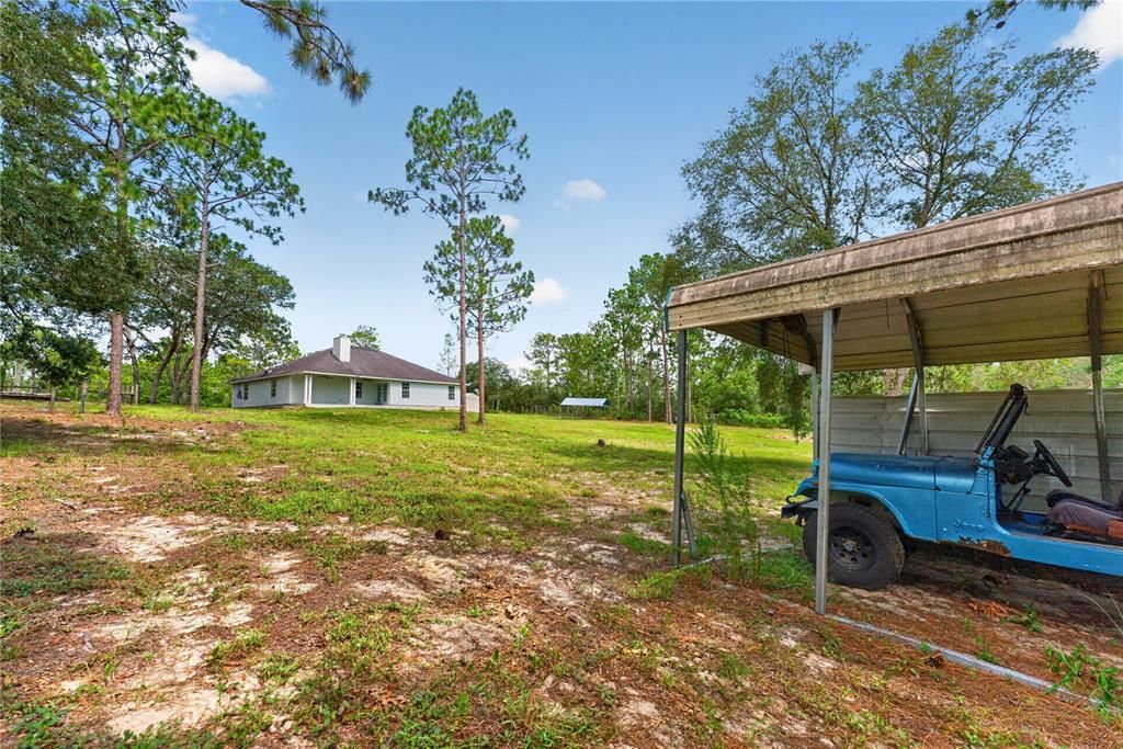 Activo con contrato: $274,900 (3 camas, 2 baños, 1605 Pies cuadrados)