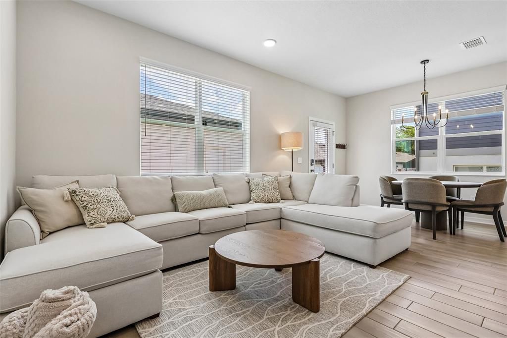 For Sale: $493,500 (3 beds, 2 baths, 1835 Square Feet)