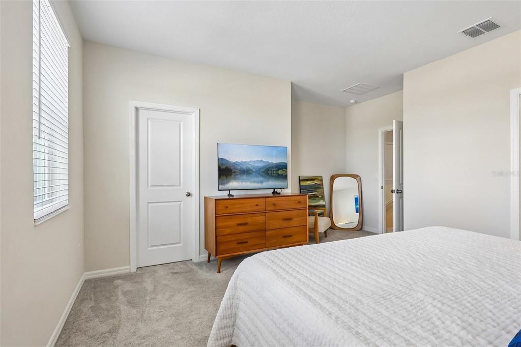 For Sale: $493,500 (3 beds, 2 baths, 1835 Square Feet)