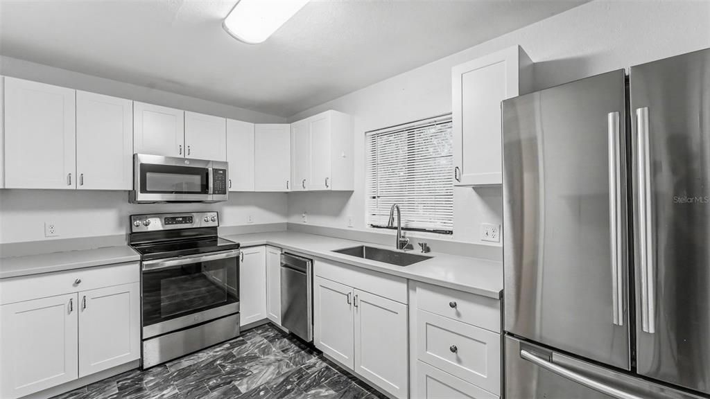 En Venta: $249,900 (2 camas, 1 baños, 812 Pies cuadrados)