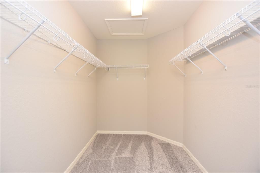 En Renta: $1,960 (3 camas, 2 baños, 1479 Pies cuadrados)