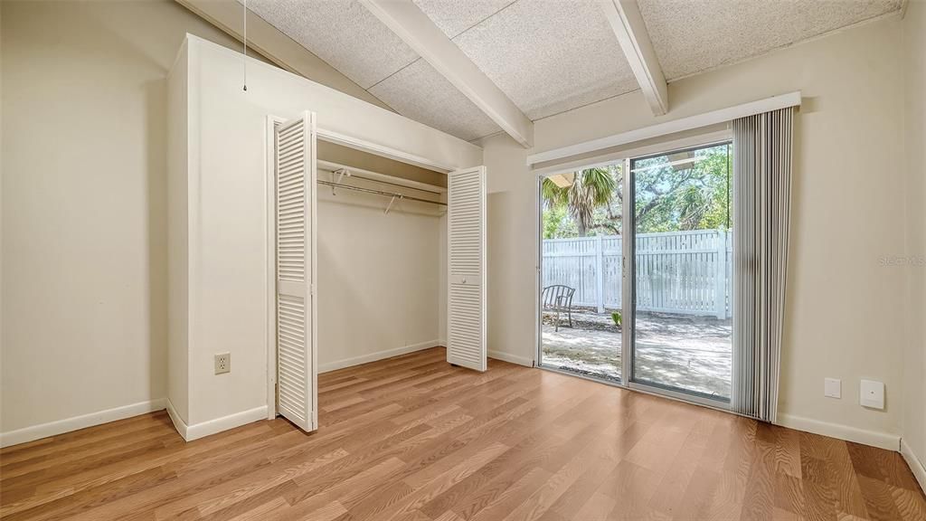 Activo con contrato: $135,000 (2 camas, 1 baños, 847 Pies cuadrados)