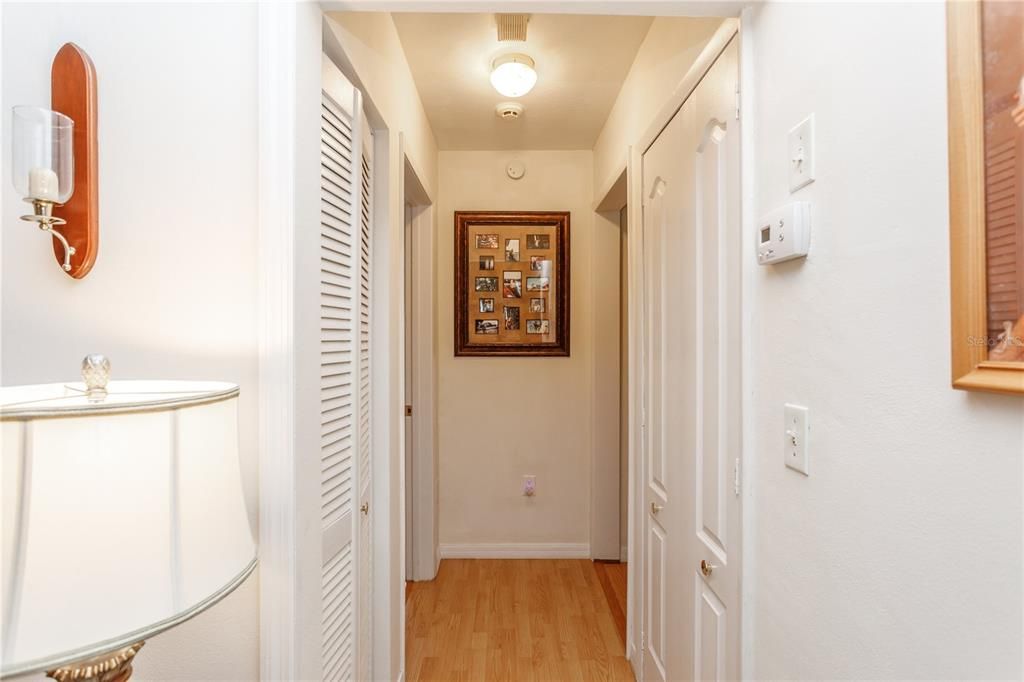 En Venta: $250,000 (2 camas, 2 baños, 1517 Pies cuadrados)