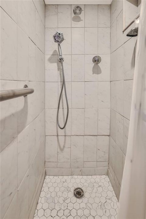 En Venta: $250,000 (2 camas, 2 baños, 1517 Pies cuadrados)