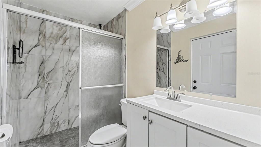 На продажу: $365,000 (3 спален, 2 ванн, 1394 Квадратных фут)