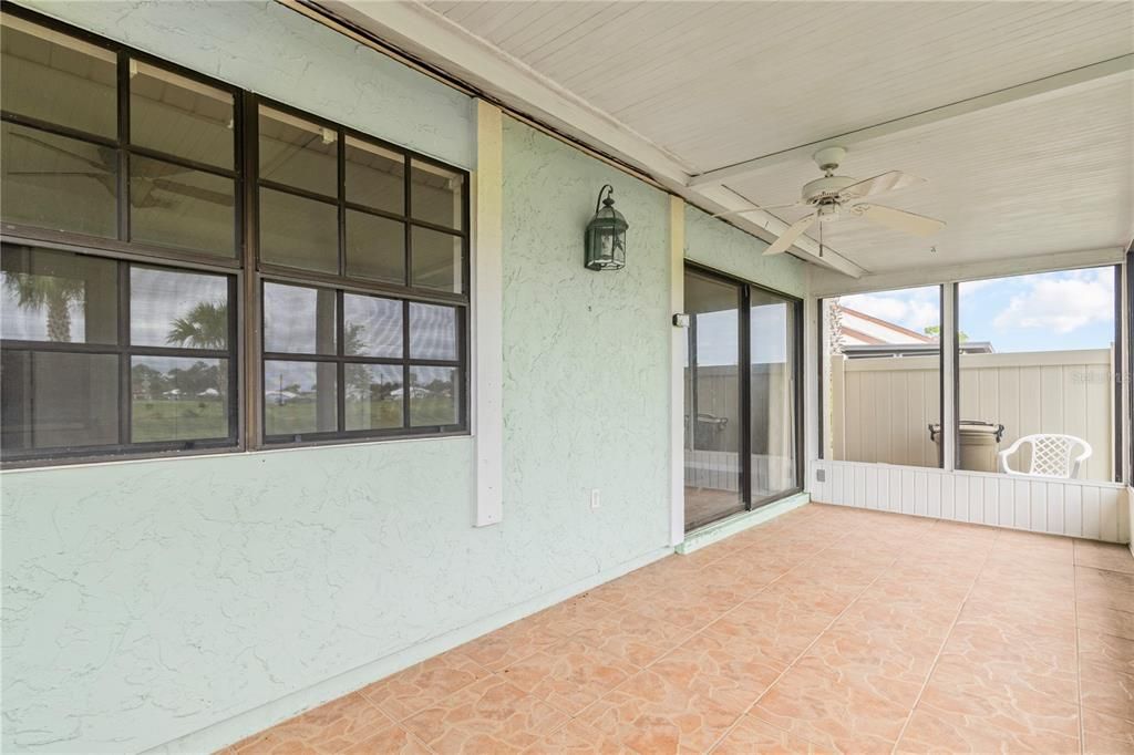 En Venta: $159,000 (2 camas, 2 baños, 922 Pies cuadrados)