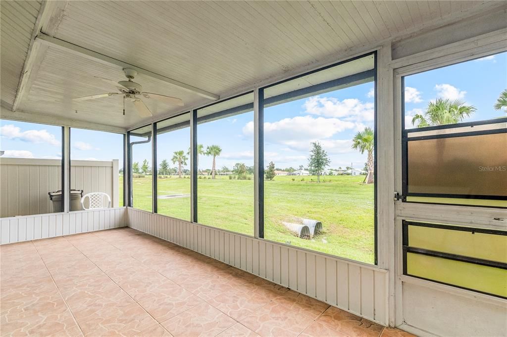 En Venta: $159,000 (2 camas, 2 baños, 922 Pies cuadrados)