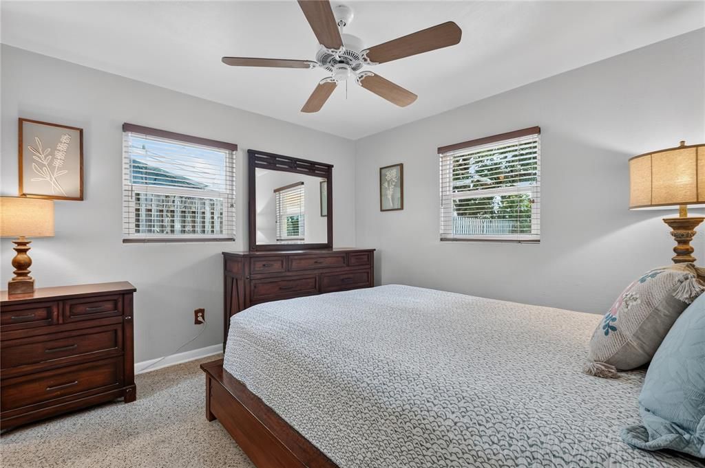 For Sale: $499,900 (3 beds, 2 baths, 1619 Square Feet)