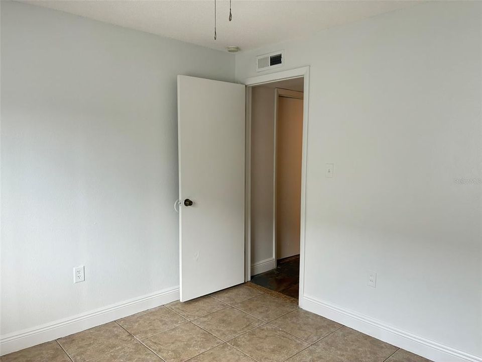 En Renta: $1,750 (3 camas, 2 baños, 1302 Pies cuadrados)