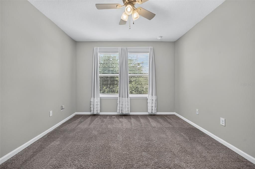 For Sale: $269,000 (3 beds, 2 baths, 1736 Square Feet)