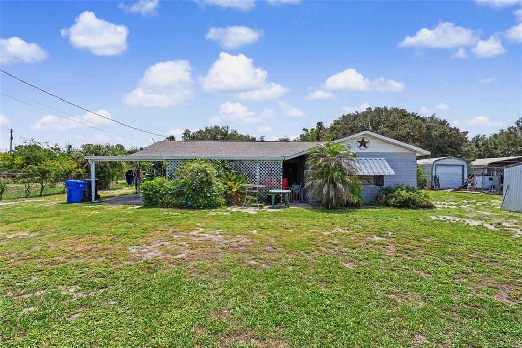 Active With Contract: $339,000 (3 beds, 2 baths, 1324 Square Feet)
