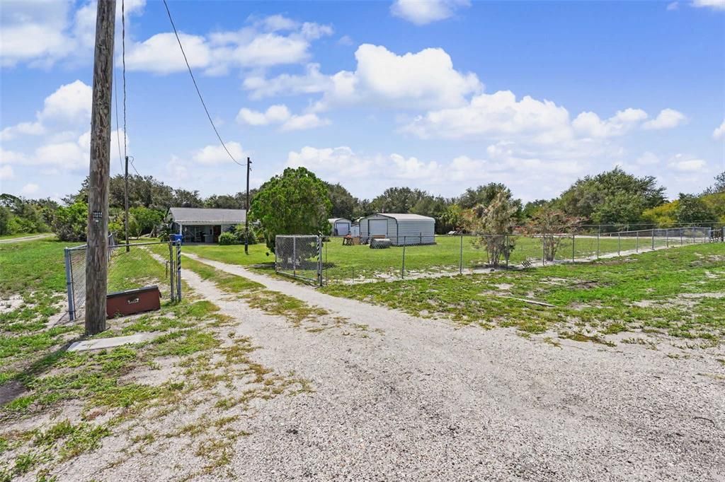 Active With Contract: $339,000 (3 beds, 2 baths, 1324 Square Feet)