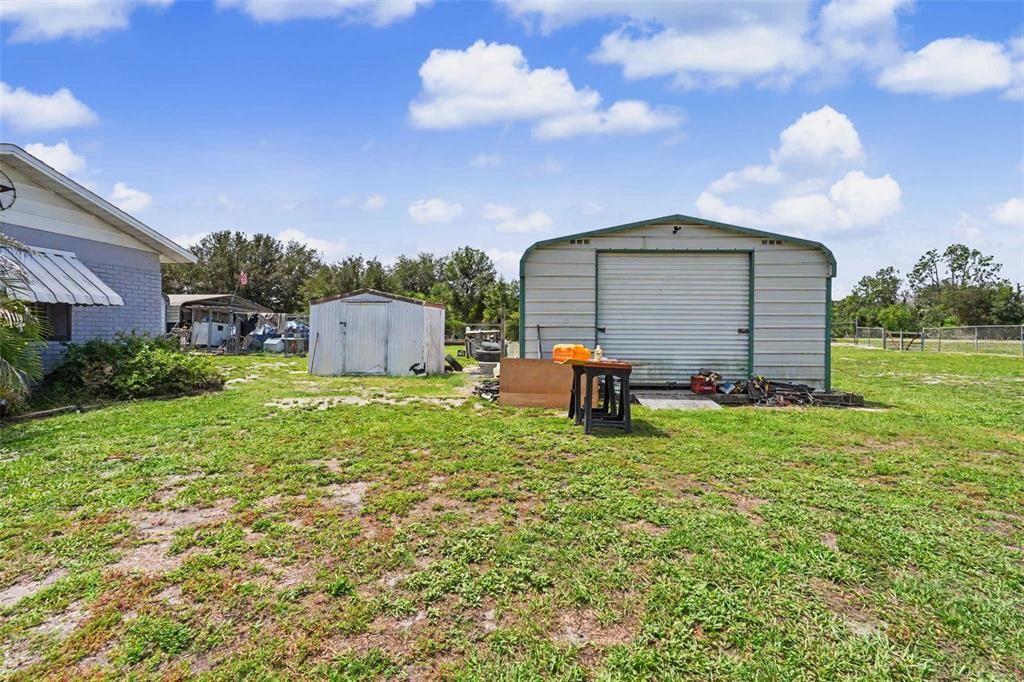 Active With Contract: $339,000 (3 beds, 2 baths, 1324 Square Feet)