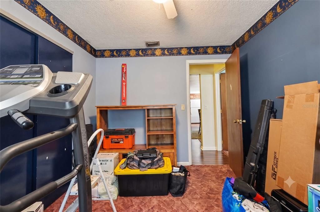Active With Contract: $339,000 (3 beds, 2 baths, 1324 Square Feet)
