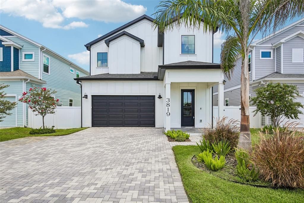 En Venta: $919,000 (3 camas, 2 baños, 2936 Pies cuadrados)