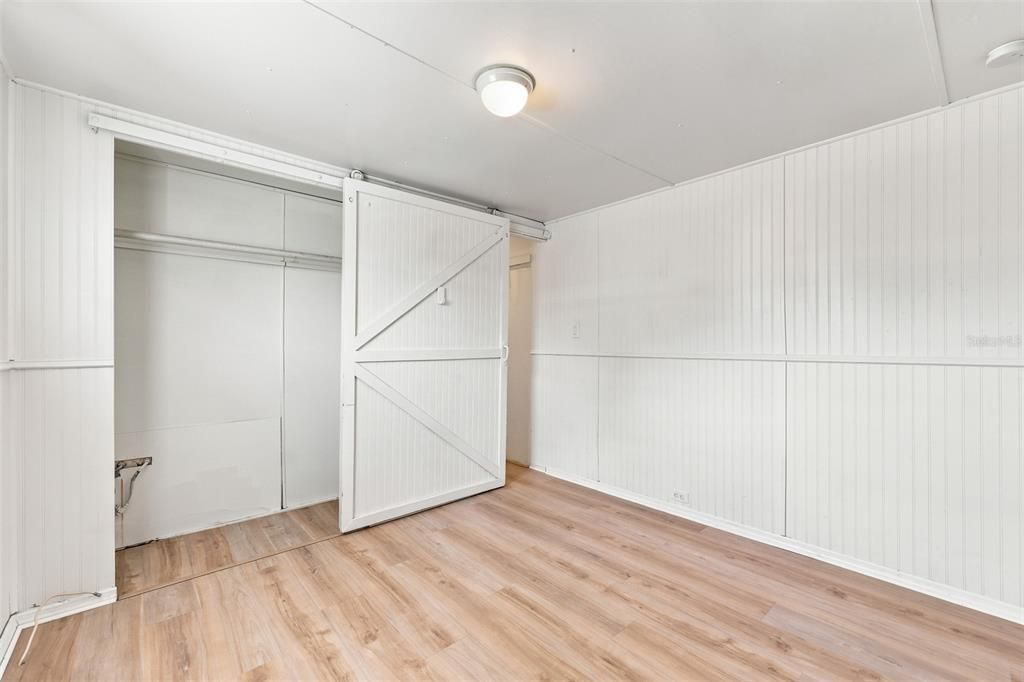 В аренду: $995 (1 спален, 1 ванн, 370 Квадратных фут)