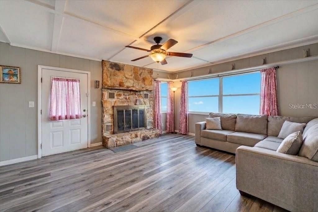 En Venta: $1,199,000 (11 camas, 7 baños, 7074 Pies cuadrados)