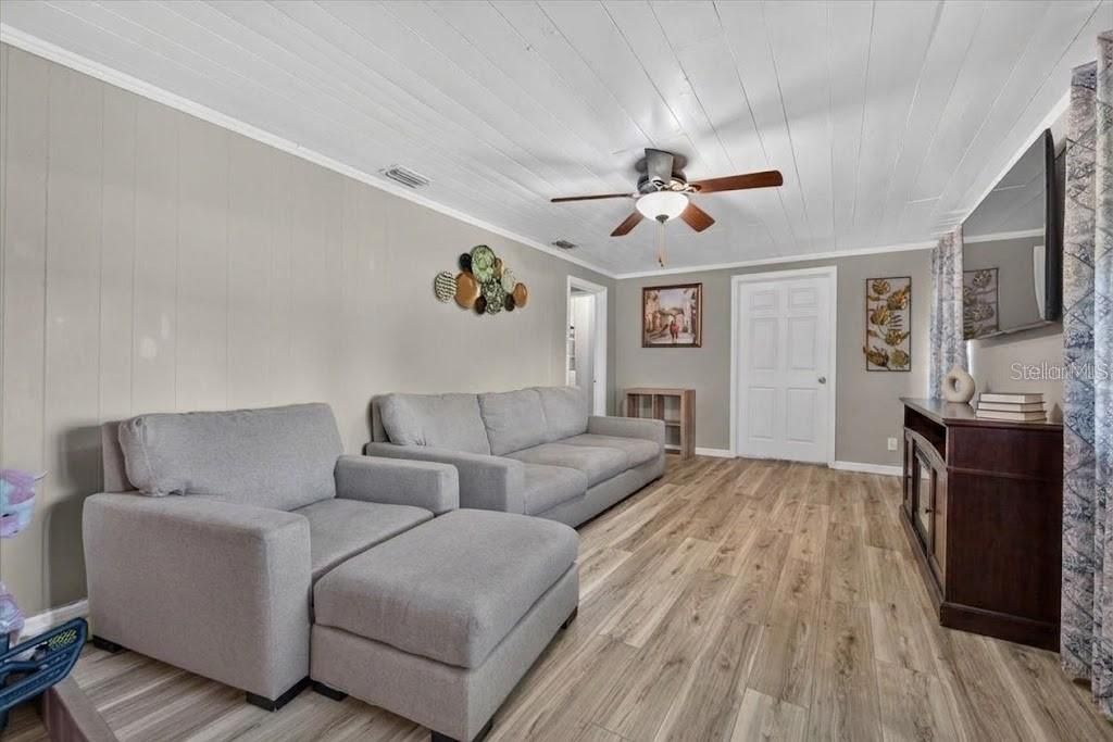 En Venta: $1,199,000 (11 camas, 7 baños, 7074 Pies cuadrados)