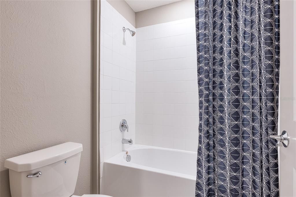 В аренду: $3,000 (5 спален, 2 ванн, 2896 Квадратных фут)
