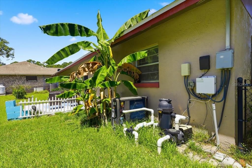 Active With Contract: $255,900 (2 beds, 2 baths, 1041 Square Feet)