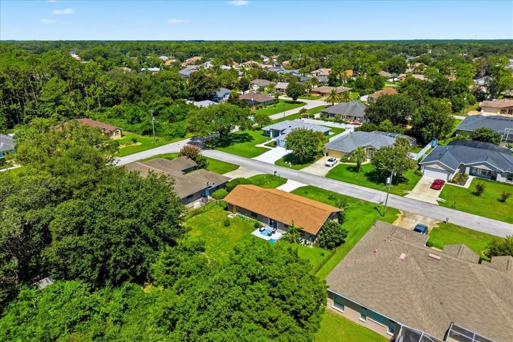 Active With Contract: $255,900 (2 beds, 2 baths, 1041 Square Feet)